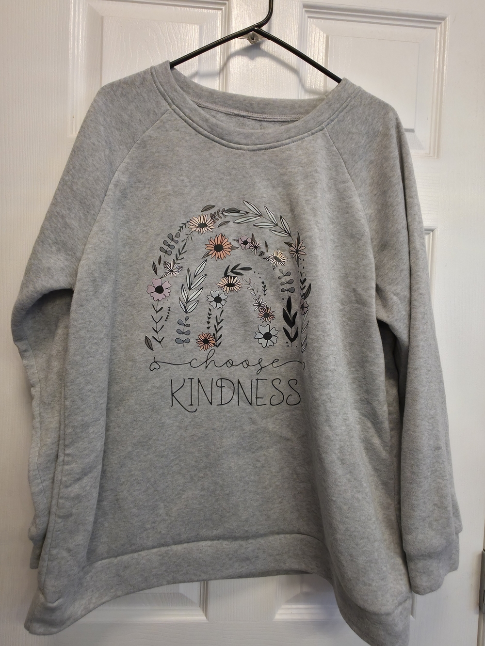 Choose Kindness Floral Graphic Sweatshirt - Gray